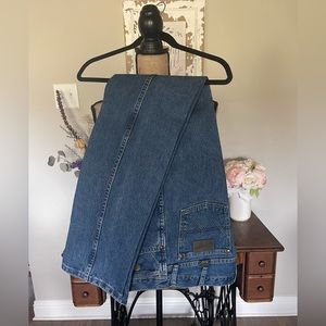 Men’s Wranglers George Strait Collection  , cowboy cut original fit jeans